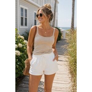 NWT Universal Thread White Pull On Denim Shorts Drawstring Elastic Waist Small